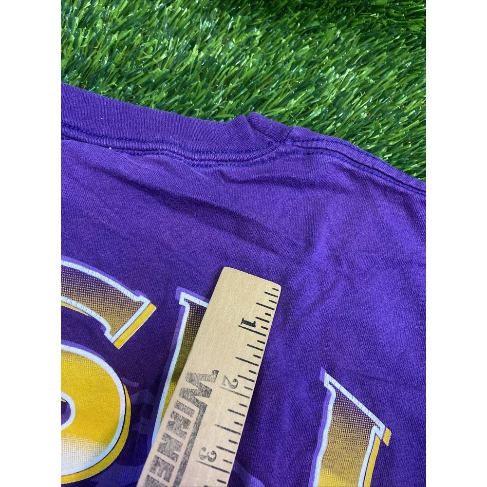 Vintage Jerzees LSU Tigers shirt Adult large purple Y2K retro football USA made